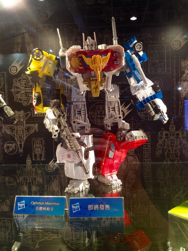 ACG 2015 Hasbro Transformers Dsiplay New Dinobots, MP, Combiner Wars, Oritoy Preview, More  (5 of 43)